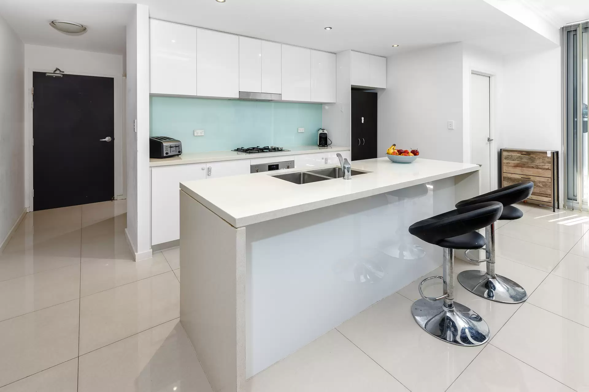 39/1-11 Donald Street, Carlingford Sold by Aurora Property - image 2