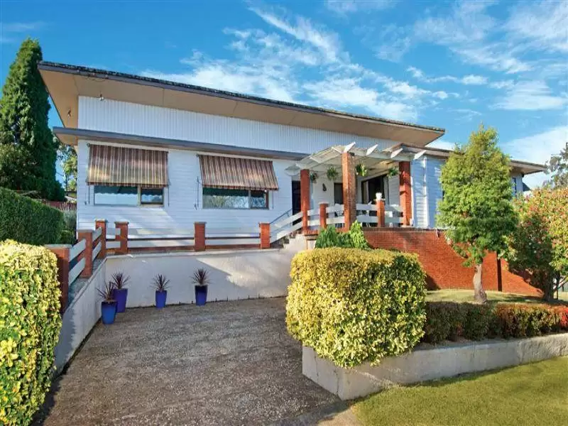 8 Woodvale Avenue, North Epping Sold by Aurora Property - image 1