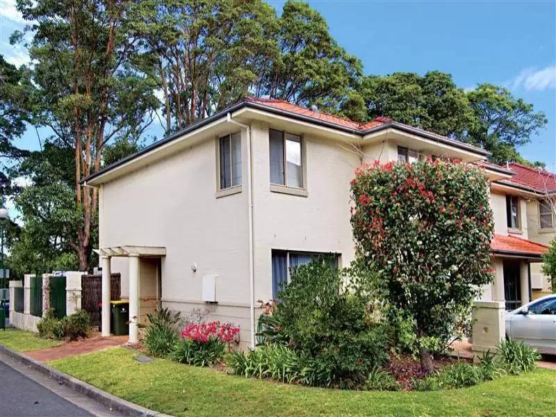 2 Lancaster Drive, Marsfield Sold by Aurora Property - image 1