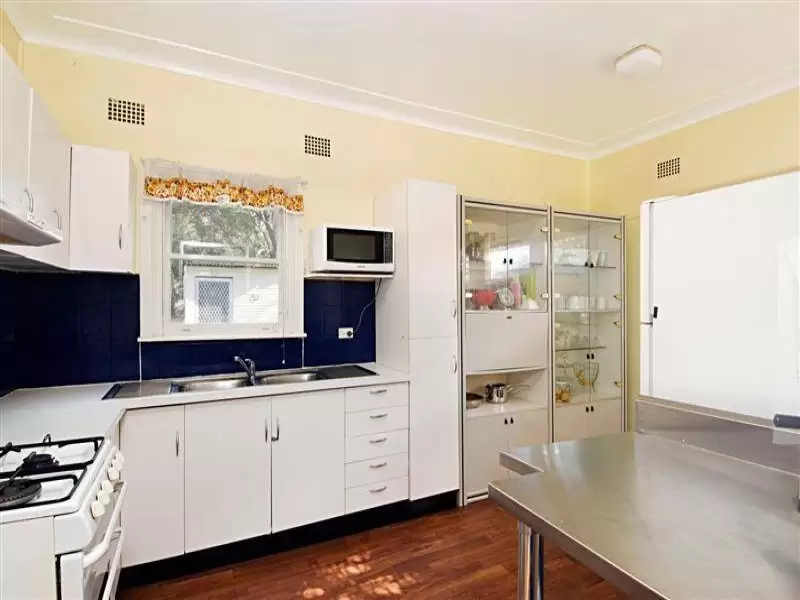5 Chisholm Street, North Ryde Sold by Aurora Property - image 3