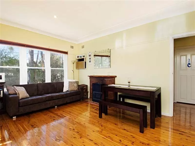 5 Chisholm Street, North Ryde Sold by Aurora Property - image 2