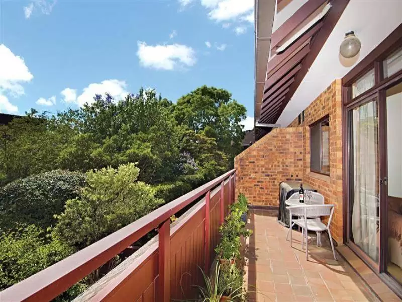 20/7 Epping Road, Epping Sold by Aurora Property - image 1