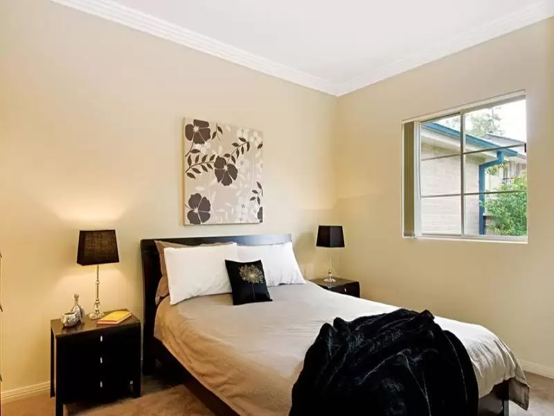 2/110 Twin Road, North Ryde Sold by Aurora Property - image 3