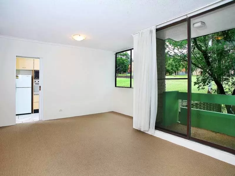 11/21 Cottonwood Crescent, Macquarie Park Sold by Aurora Property - image 3
