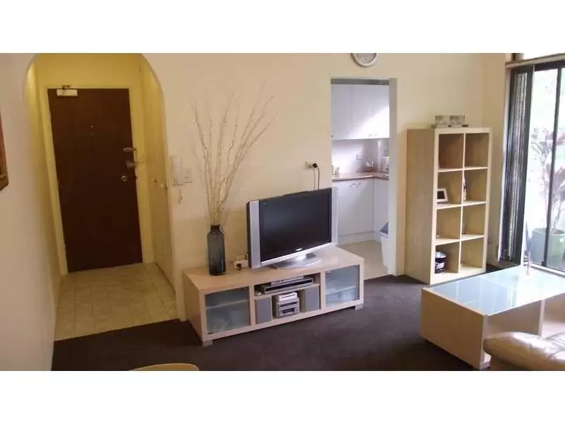 8/10 Cottonwood Crescent, Macquarie Park Sold by Aurora Property - image 3