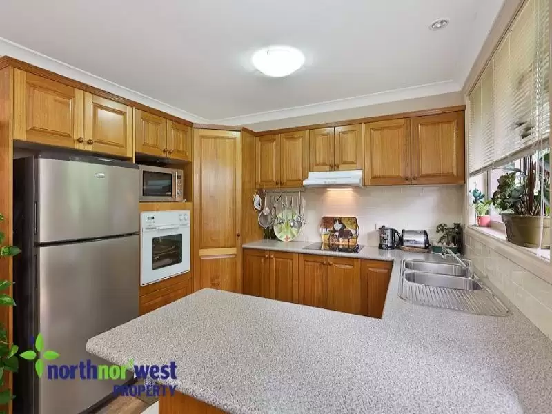 16 Callistemon Close, North Epping Sold by Aurora Property - image 3