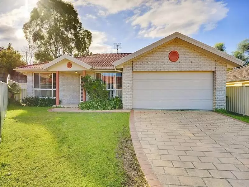 7 Rivergum Grove, Hamlyn Terrace Sold by Aurora Property - image 1