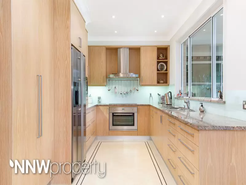 95 Balaka Drive, Carlingford Sold by Aurora Property - image 2
