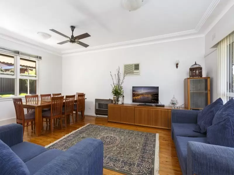 8 Blackburn Avenue, North Rocks Sold by Aurora Property - image 4