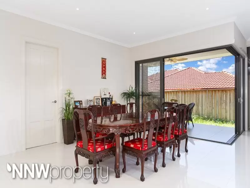 27 Graziers Way, Carnes Hill Sold by Aurora Property - image 5
