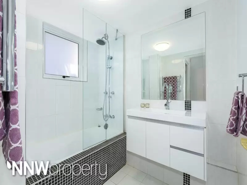 2/5 Chester Street, Epping Sold by Aurora Property - image 6