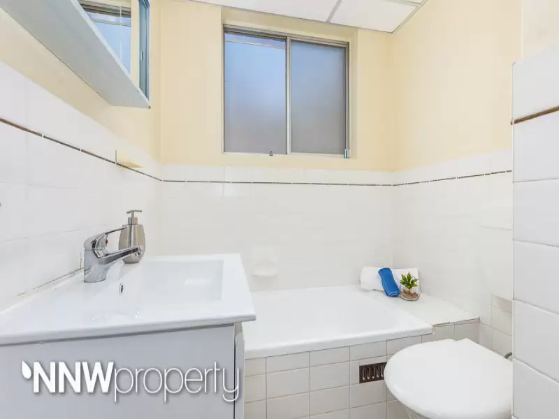 7/11 Cottonwood Crescent, Macquarie Park Sold by Aurora Property - image 5