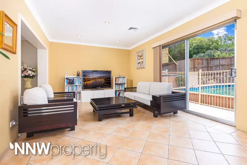 16 Karril Avenue, Beecroft Sold by Aurora Property - image 2
