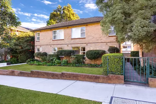 2/17 Bridge Street, Epping Sold by Aurora Property