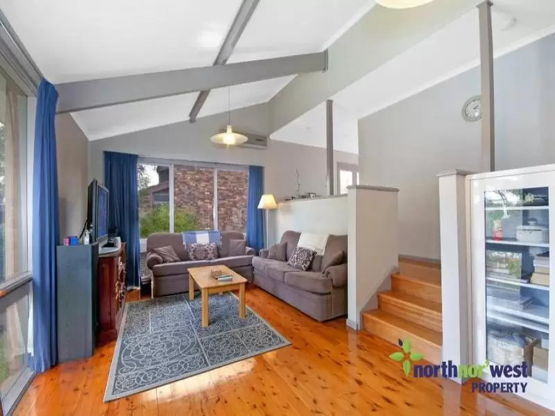 8 Hancey Avenue, North Rocks Sold by Aurora Property - image 2