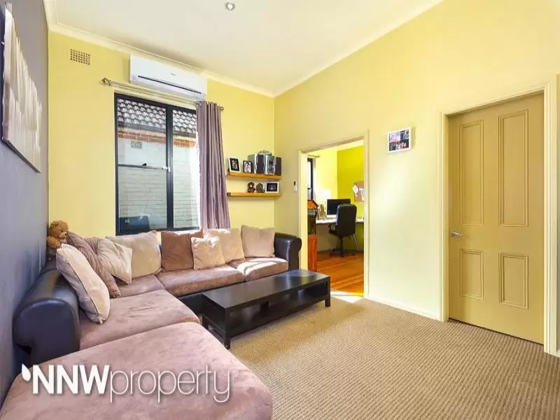 128 Cardigan Street, Stanmore Sold by Aurora Property - image 2