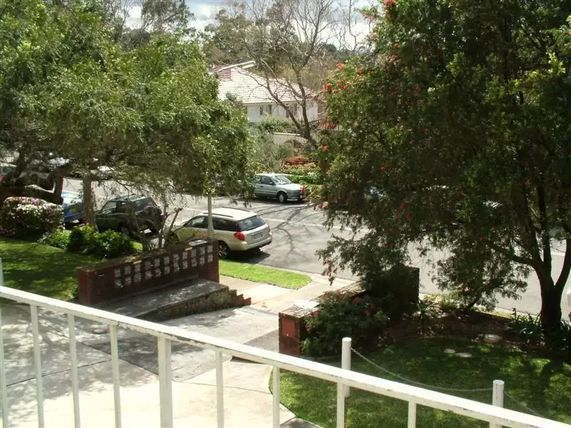 1/12 Essex Street, Epping Sold by Aurora Property - image 4