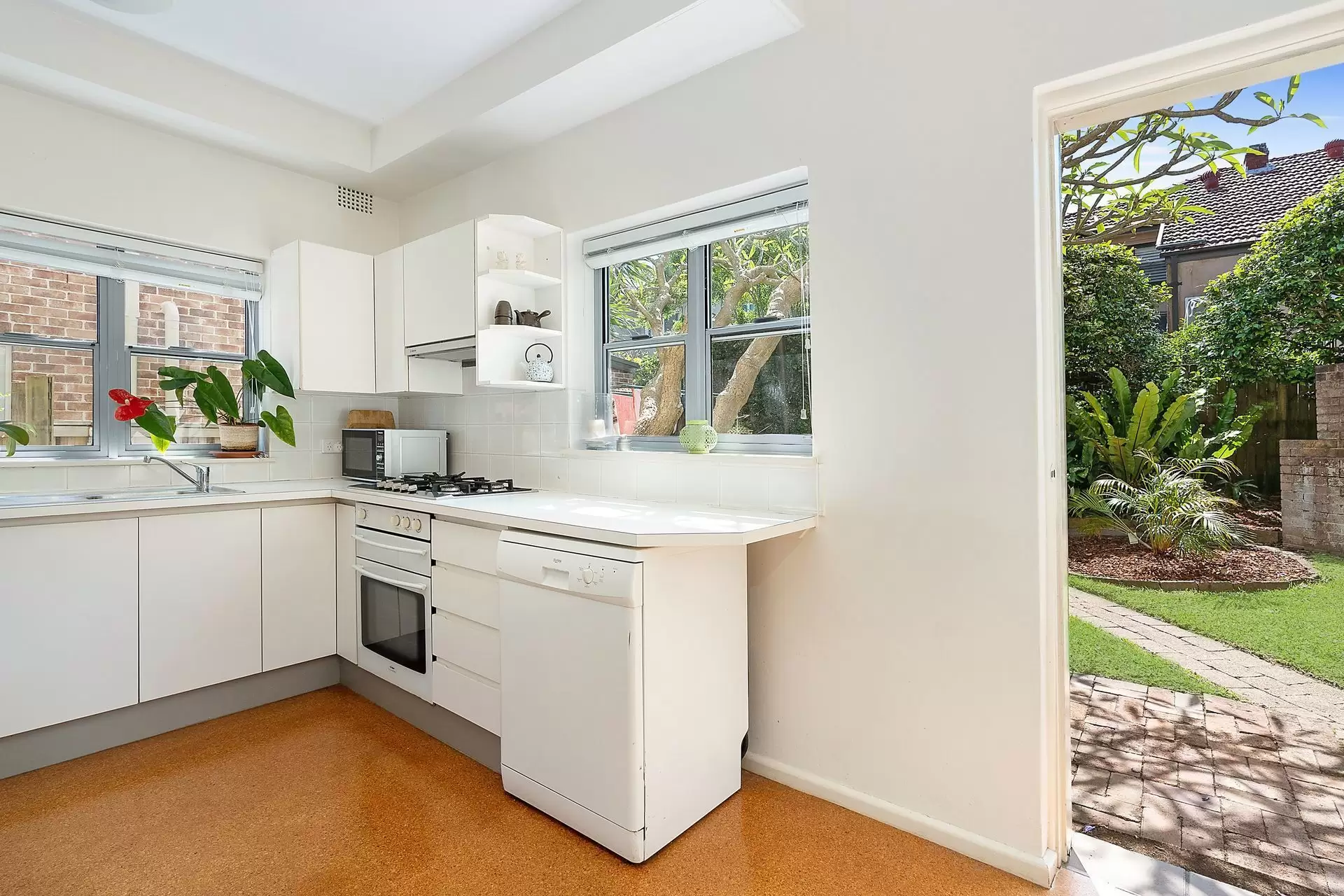 1&2/20 Churchill Crescent, Cammeray Sold by Aurora Property - image 3