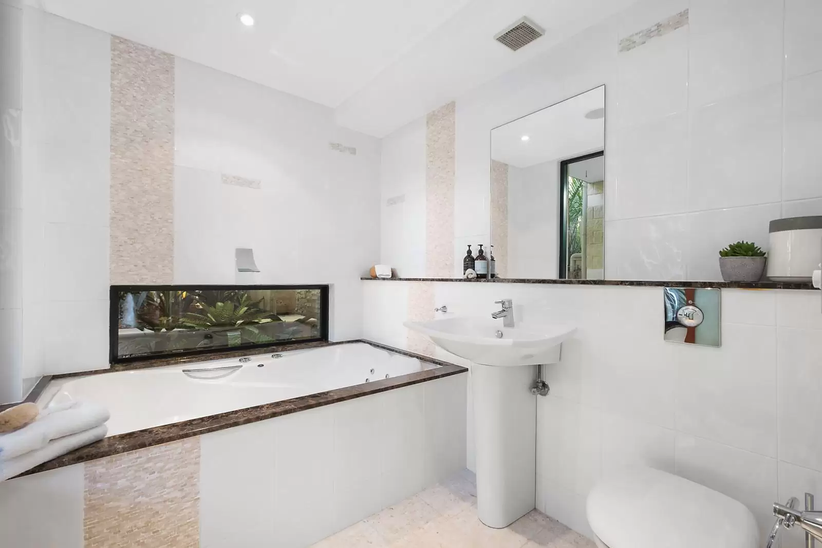 2/10 The Boulevarde, Cammeray Sold by Aurora Property - image 10