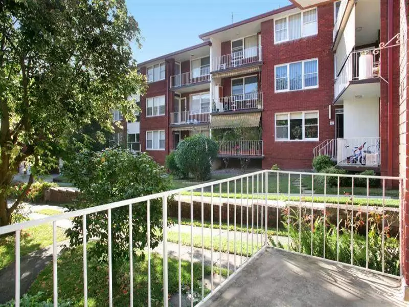 17/10 Essex Street, Epping Sold by Aurora Property - image 3
