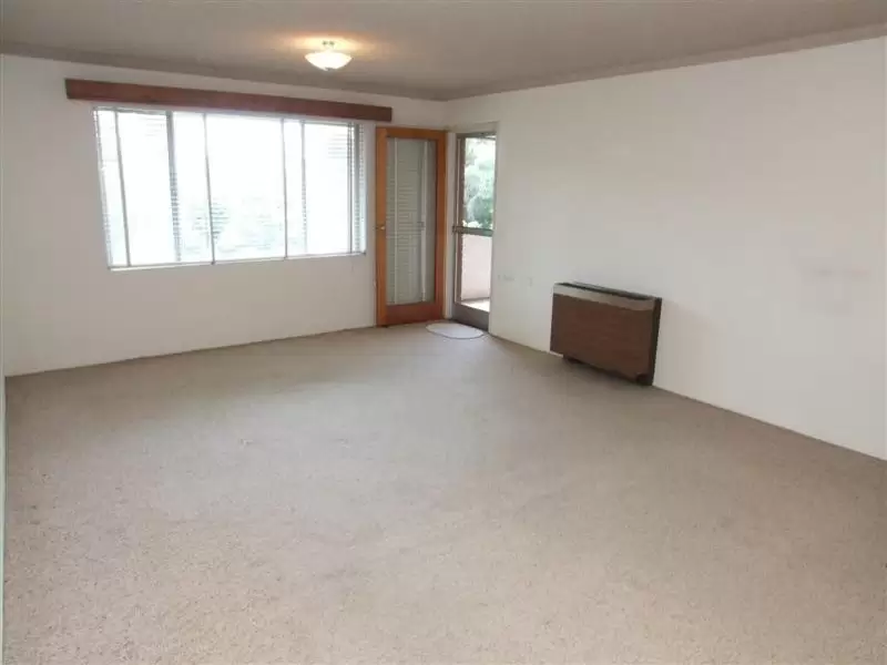 3/18 Essex Street, Epping Sold by Aurora Property - image 2