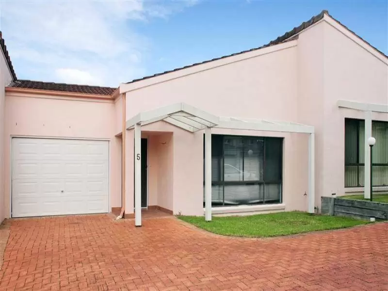 5/32 Twin Road, North Ryde Sold by Aurora Property - image 1