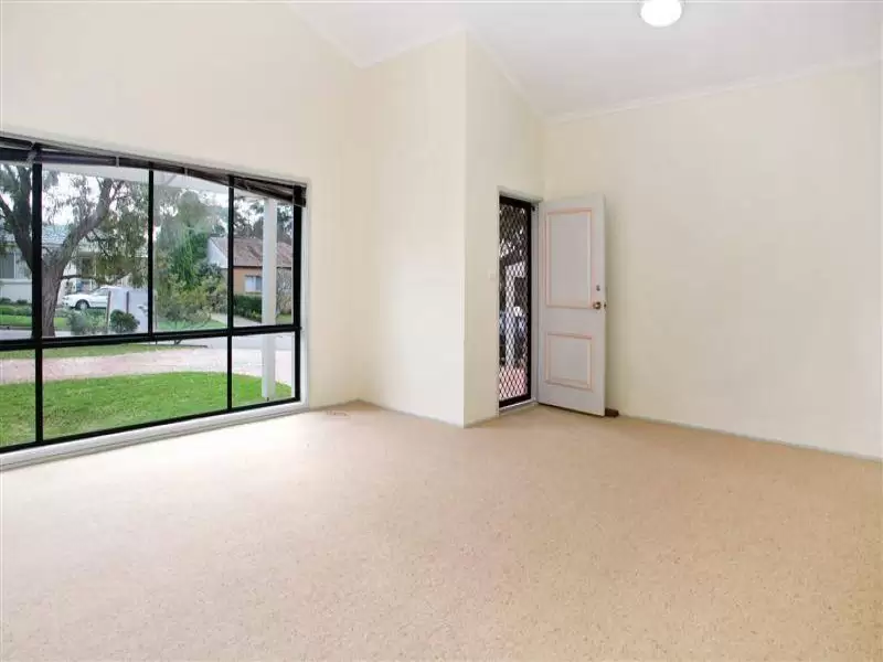5/32 Twin Road, North Ryde Sold by Aurora Property - image 2