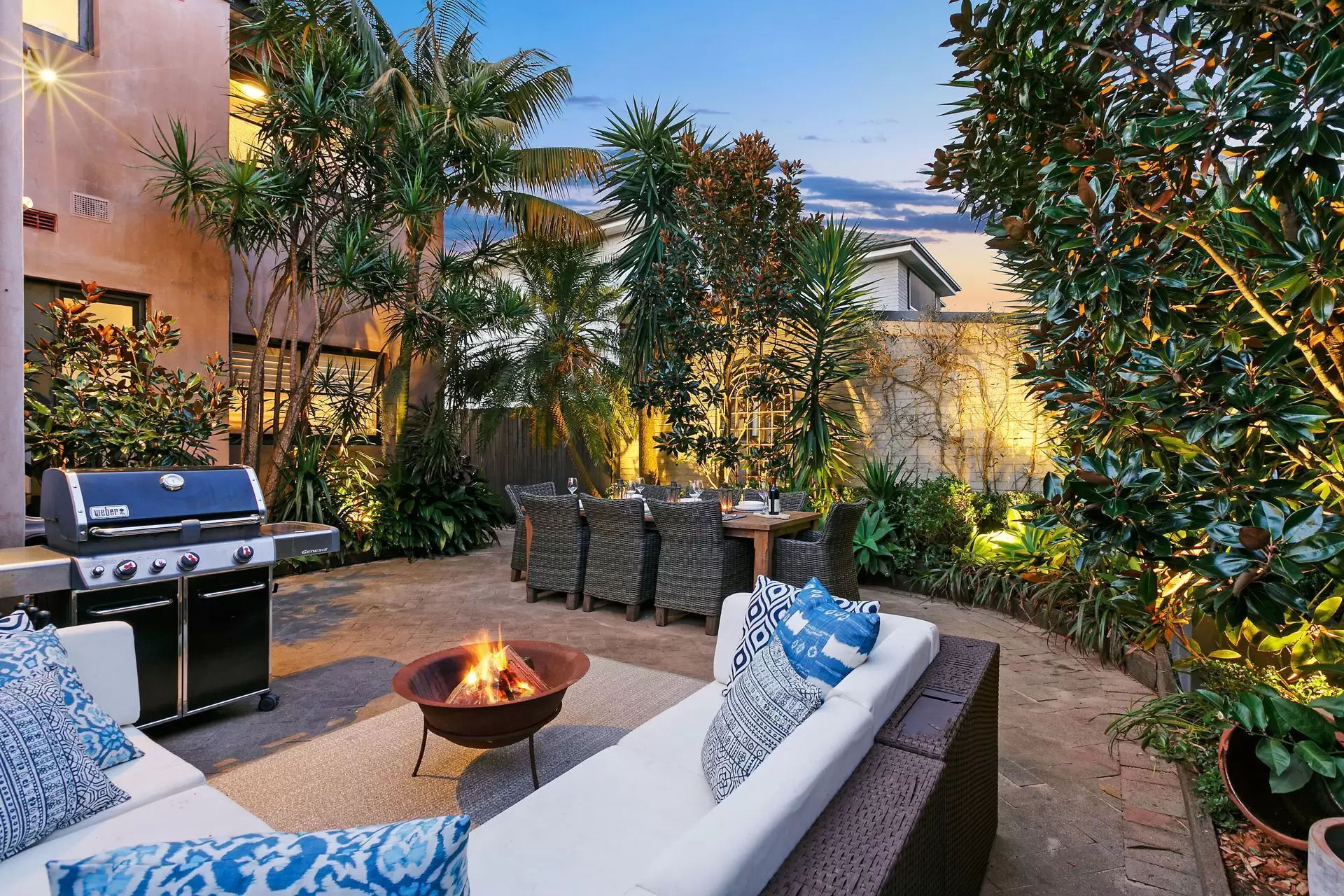2/39 Cammeray Road, Cammeray Sold by Aurora Property - image 1