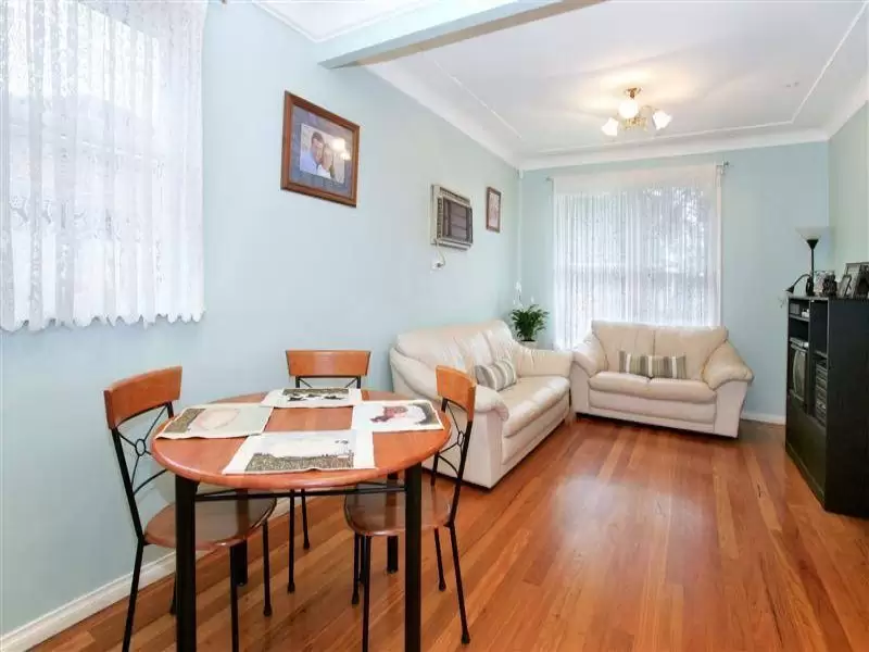 22 Alexander Street, Dundas Sold by Aurora Property - image 3
