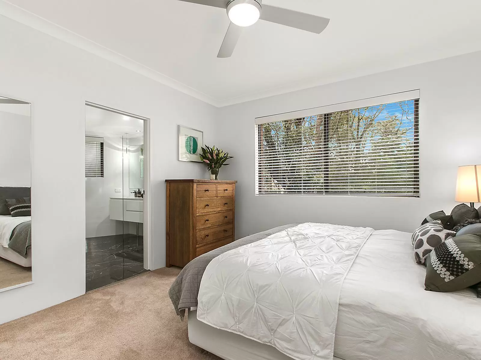 2/75 Shirley Road, Wollstonecraft Sold by Aurora Property - image 1