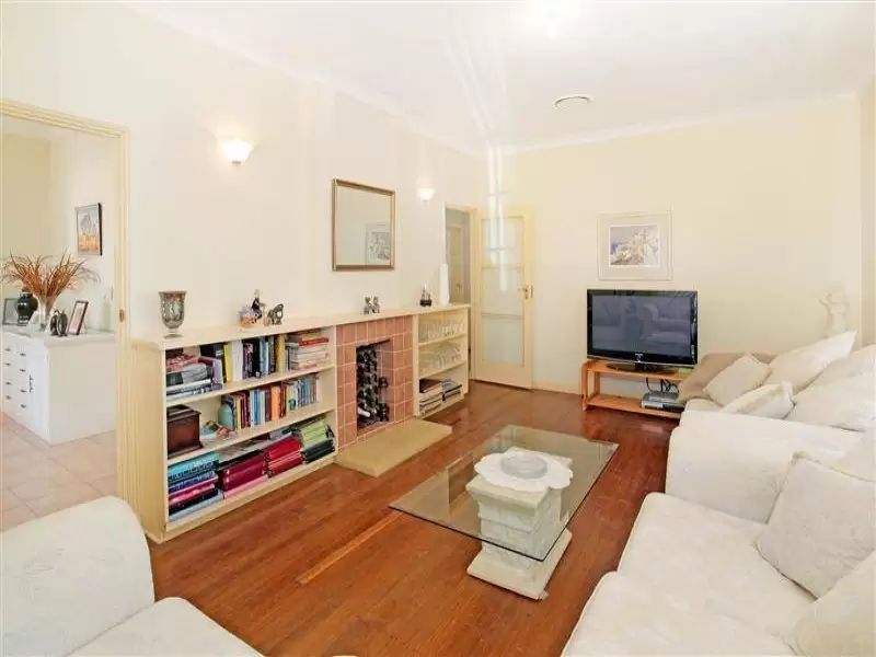 49B Cobran Road, Cheltenham Sold by Aurora Property - image 2
