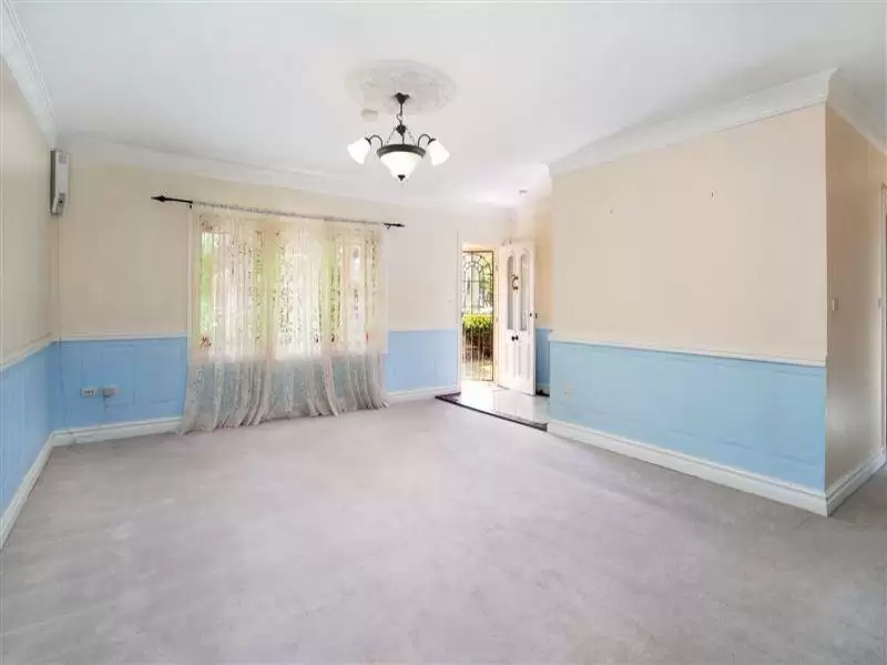 2A Angus Avenue, Epping Sold by Aurora Property - image 2