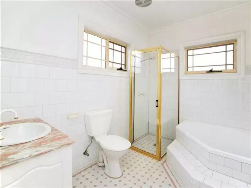 2A Angus Avenue, Epping Sold by Aurora Property - image 4