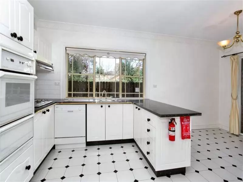 2A Angus Avenue, Epping Sold by Aurora Property - image 3