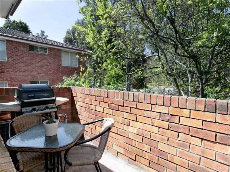 17/32 Khartoum Road, Macquarie Park Sold by Aurora Property - image 1