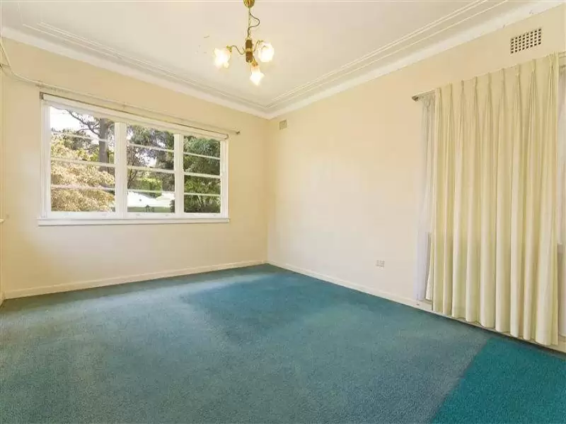 69 Essex Street, Epping Sold by Aurora Property - image 5