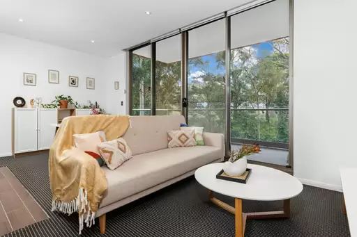 318/5 Alma Road, Macquarie Park Sold by Aurora Property
