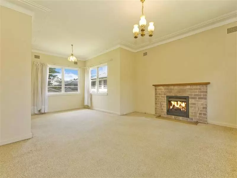 69 Essex Street, Epping Sold by Aurora Property - image 3