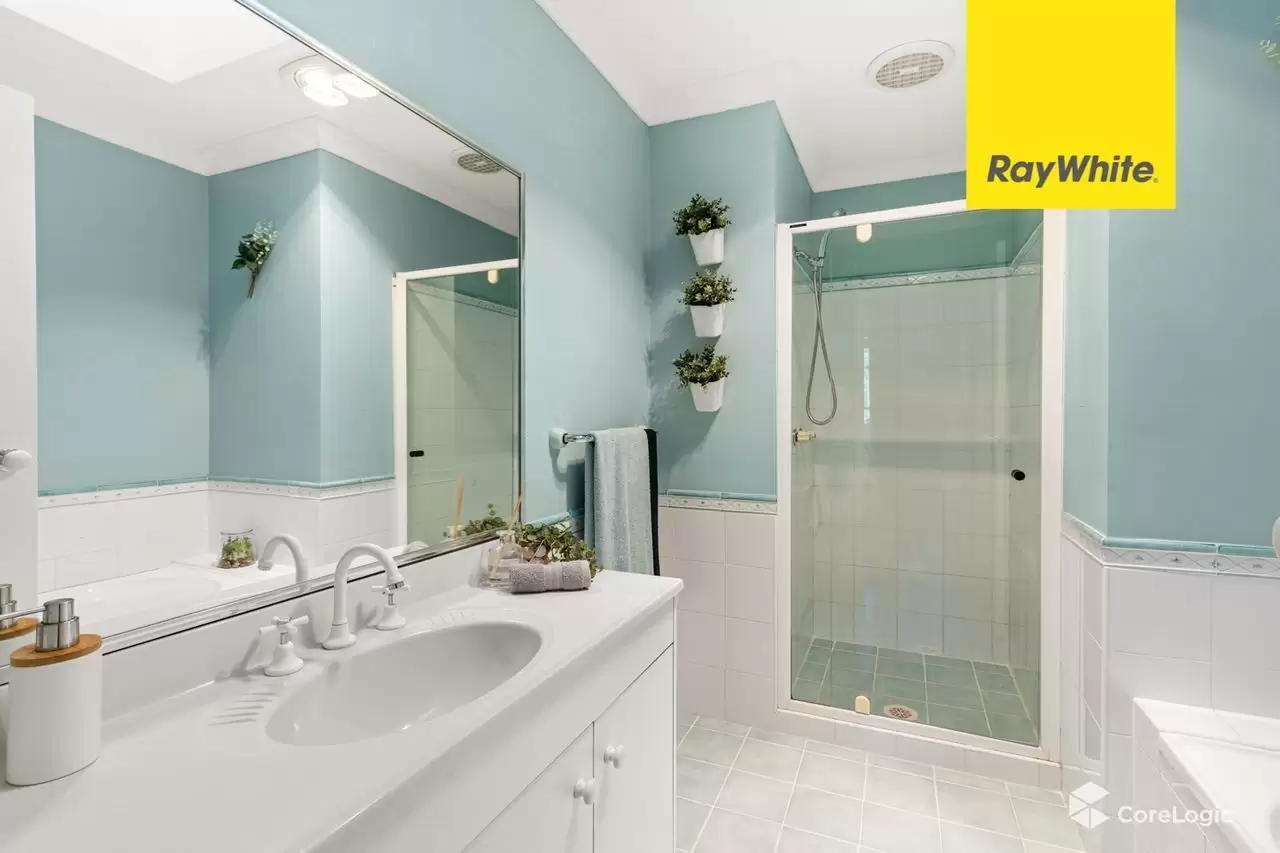 12/2 Freeman Place, Carlingford Sold by Aurora Property - image 2