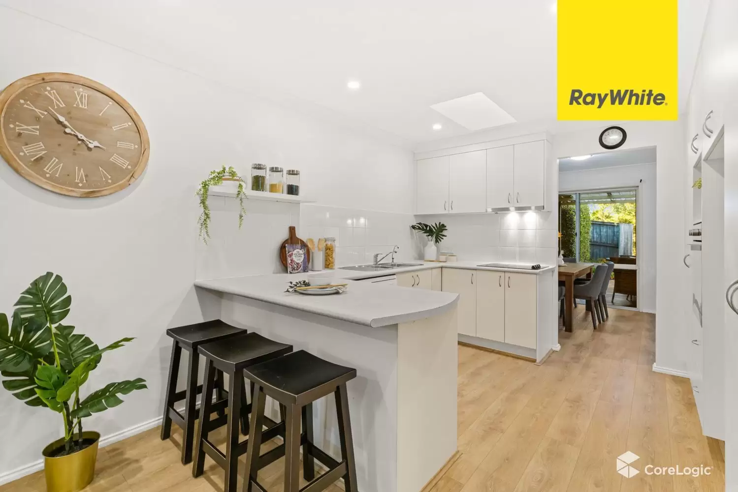 12/2 Freeman Place, Carlingford Sold by Aurora Property - image 1