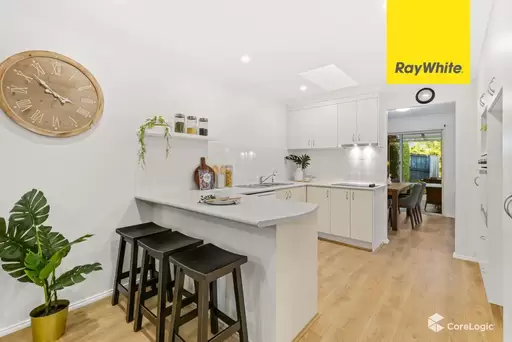 12/2 Freeman Place, Carlingford Sold by Aurora Property
