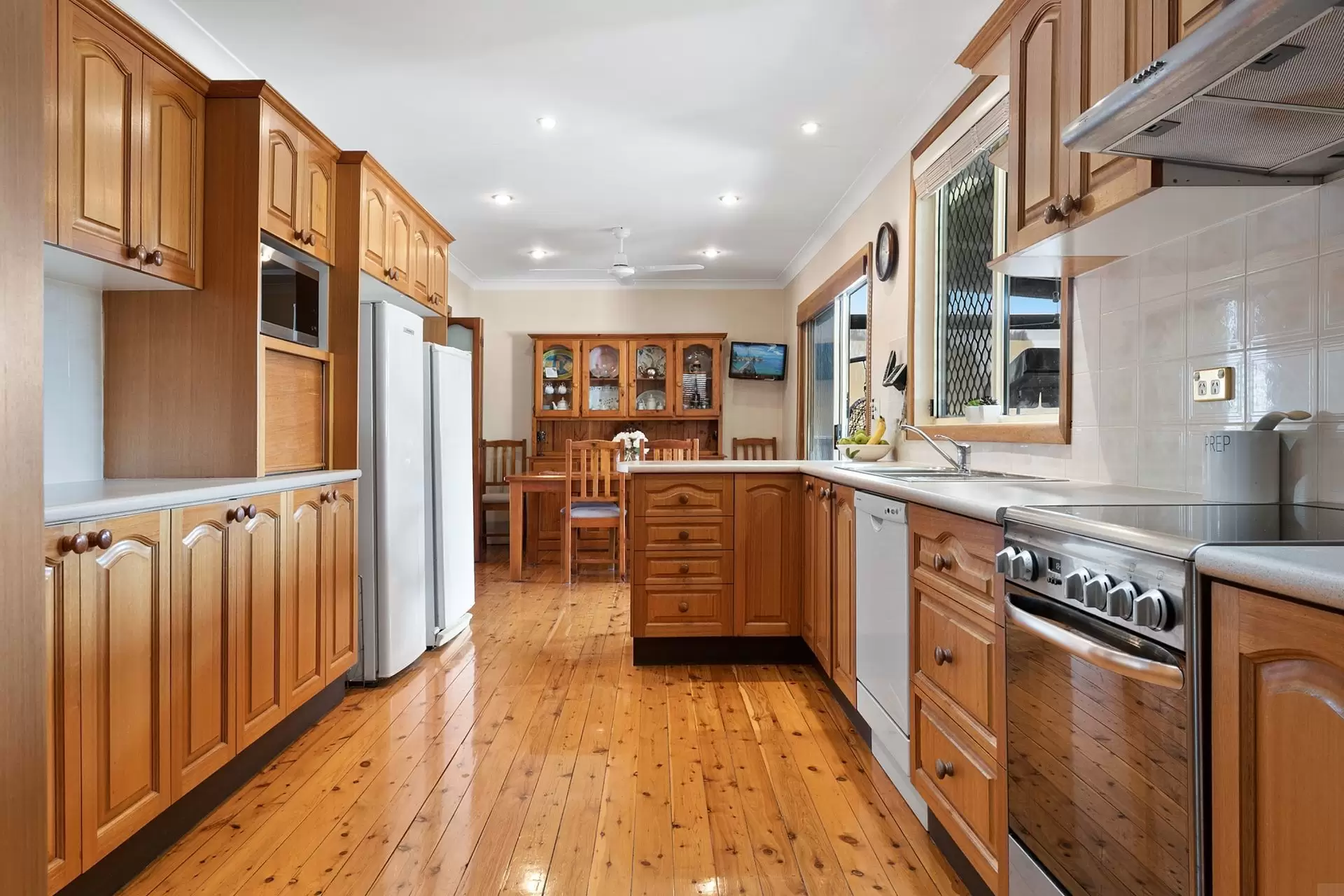 16 Brothers Street, Dundas Valley Sold by Aurora Property - image 1