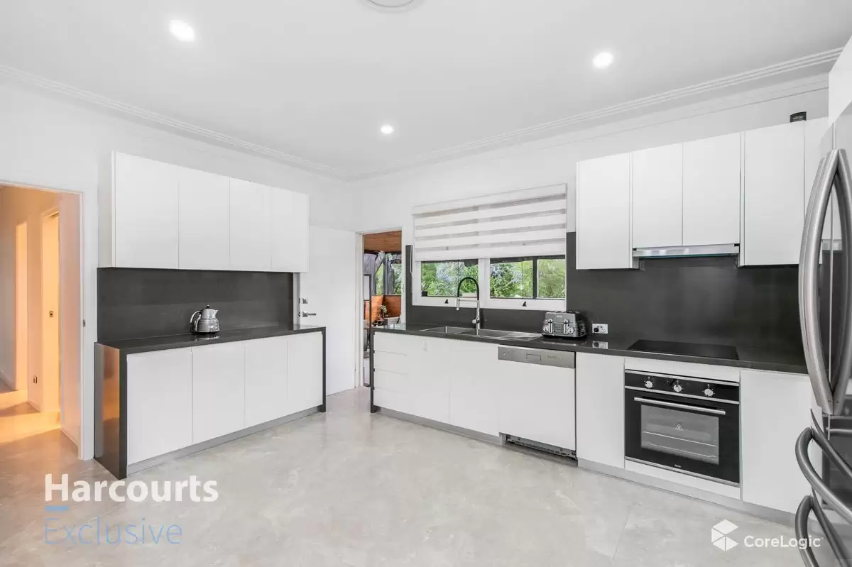 5 Riviera Avenue, North Rocks Sold by Aurora Property - image 3