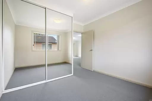 10/146-148 Great Western Highway, Kingswood Sold by Aurora Property