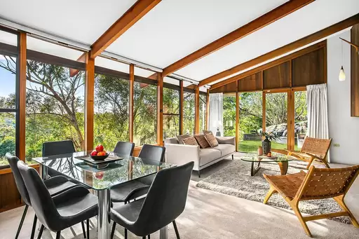 40 Richmond Avenue, St Ives Sold by Aurora Property