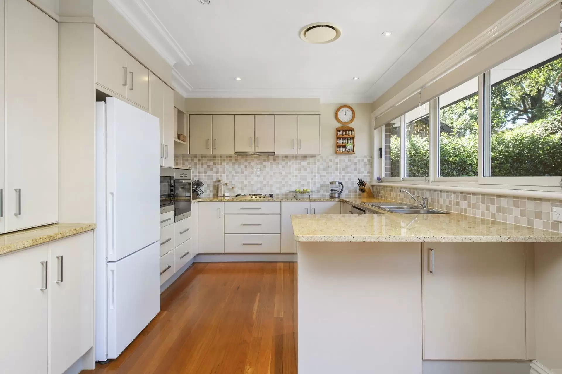 11/15 Chester Street, Epping Sold by Aurora Property - image 4