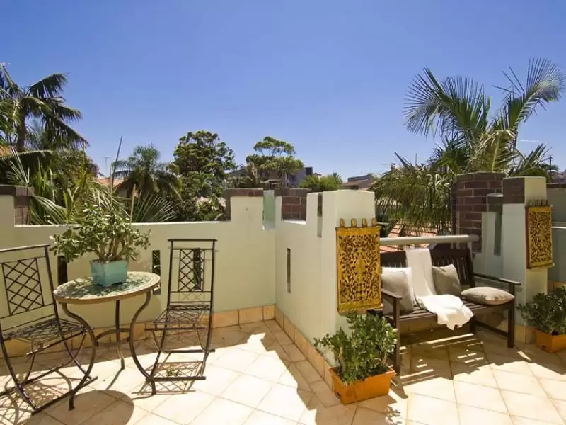 6/11 Shell Cove Road, Neutral Bay Sold by Aurora Property - image 3