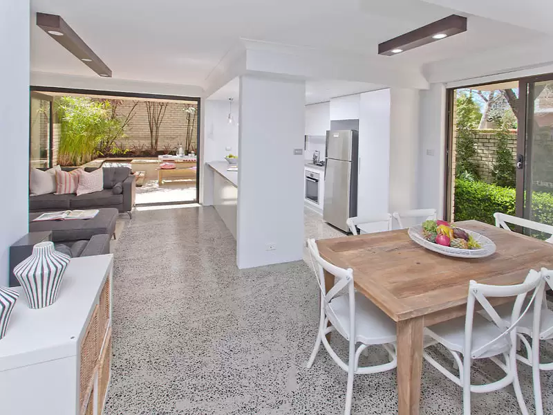 1/12 Raymond Road, Neutral Bay Sold by Aurora Property - image 3