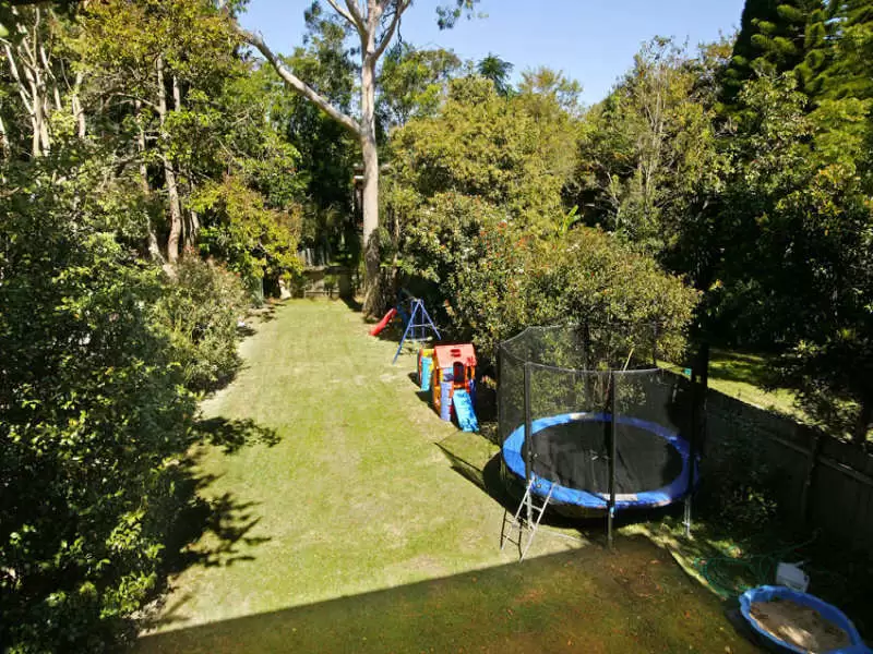 18 Sugarloaf Crescent, Castlecrag Sold by Aurora Property - image 8