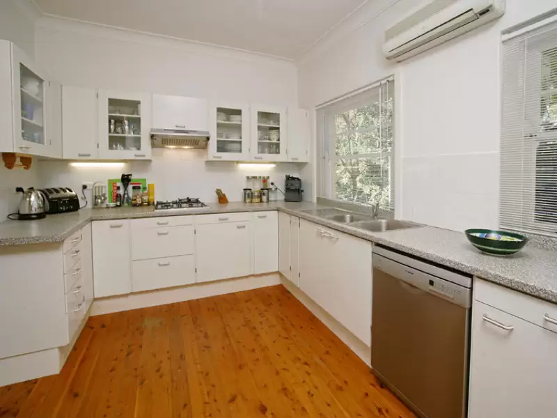 18 Sugarloaf Crescent, Castlecrag Sold by Aurora Property - image 3